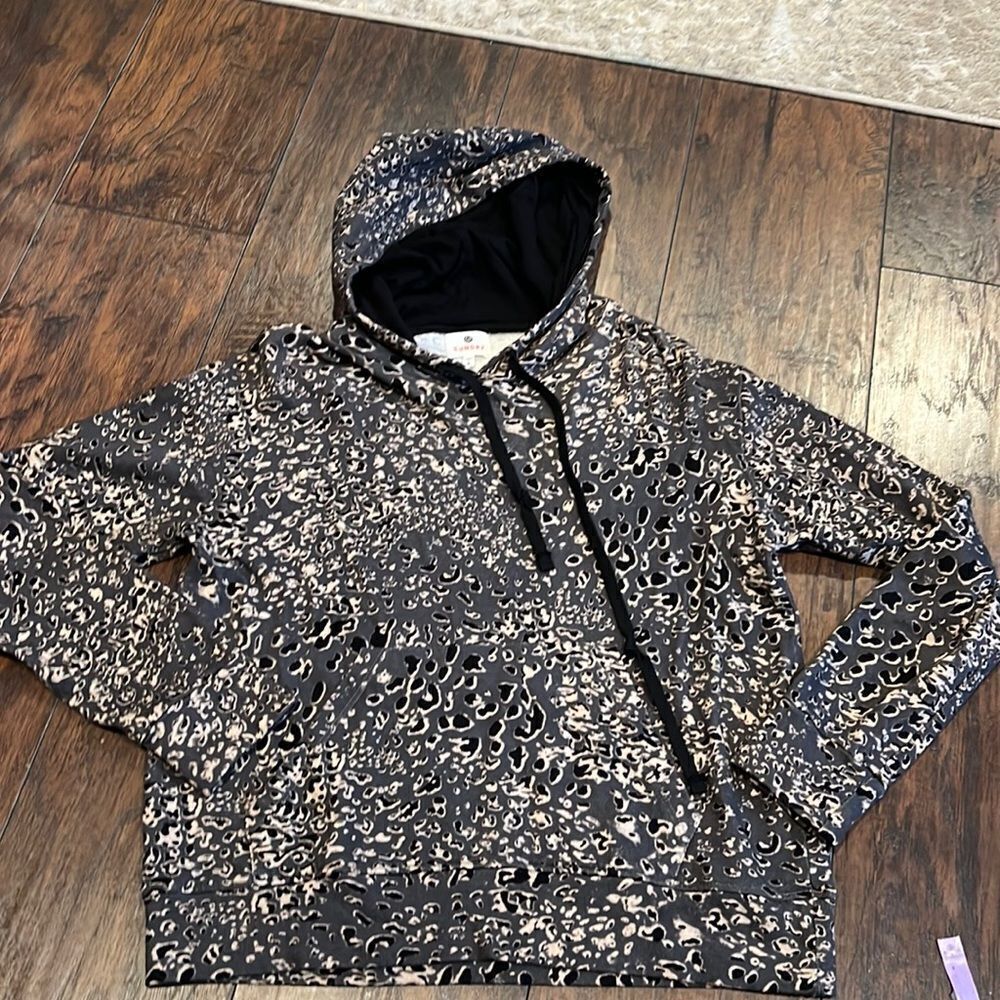 Sundry Anthropologie Leopard Hoodie size XS animal print made in USA